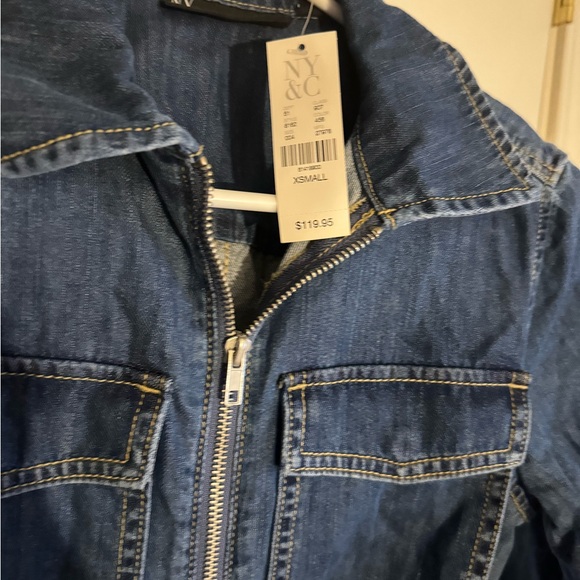 Jean jump suit with pocket and zips - Picture 5 of 5